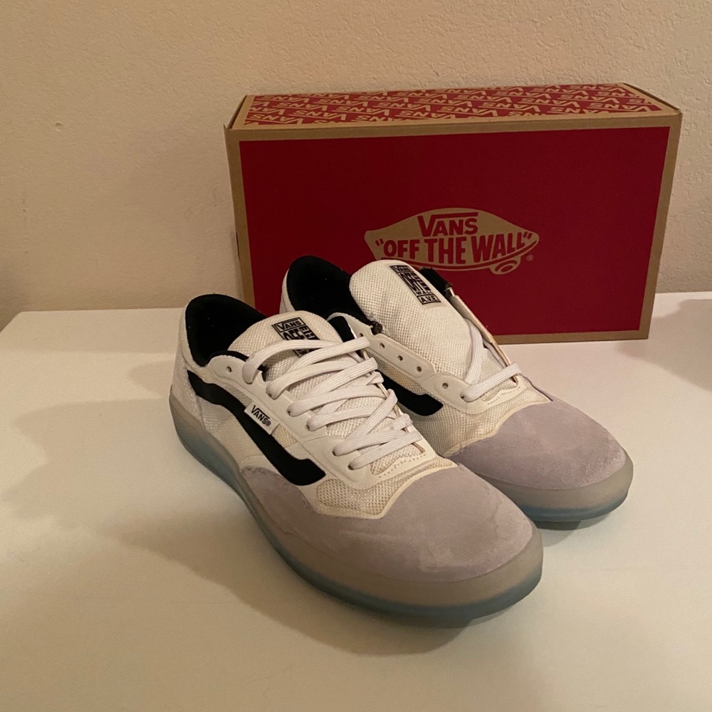 Vans Ave Pro White Men’s Size 9